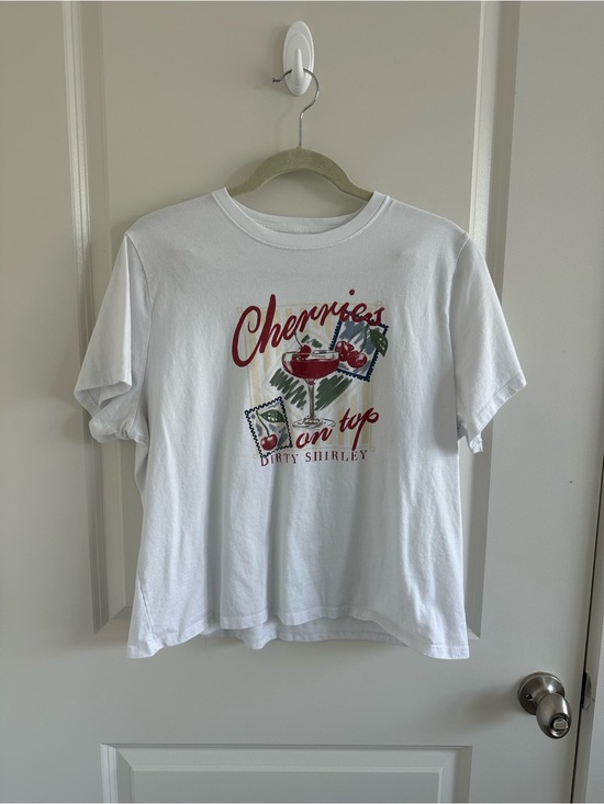 Abercrombie & Fitch Tops - "Cherries on Top" Shirley Temple White Graphic Skimming Tee